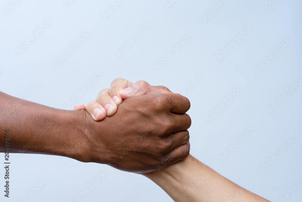 Fototapeta premium Pomocne dłonie, gest ratunkowy. ścieżka przycinająca.