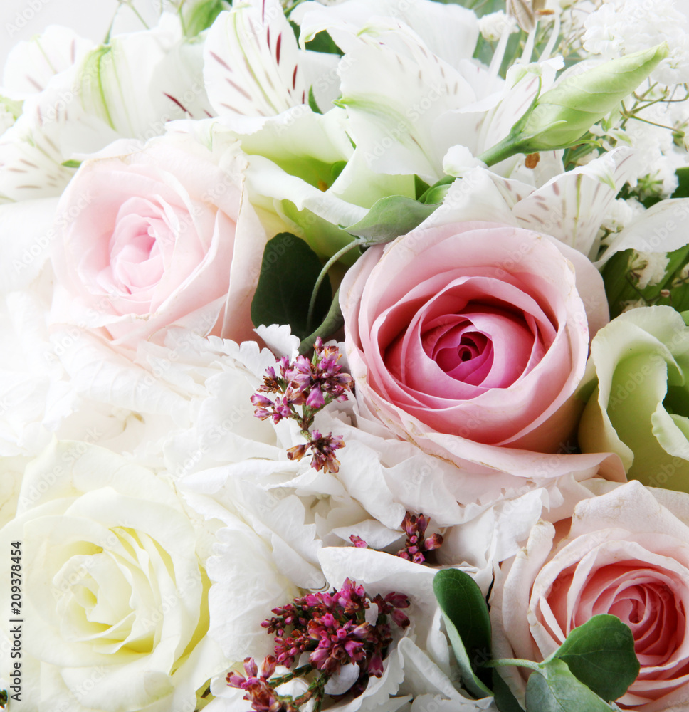 Fototapeta premium Beautiful wedding bouquet