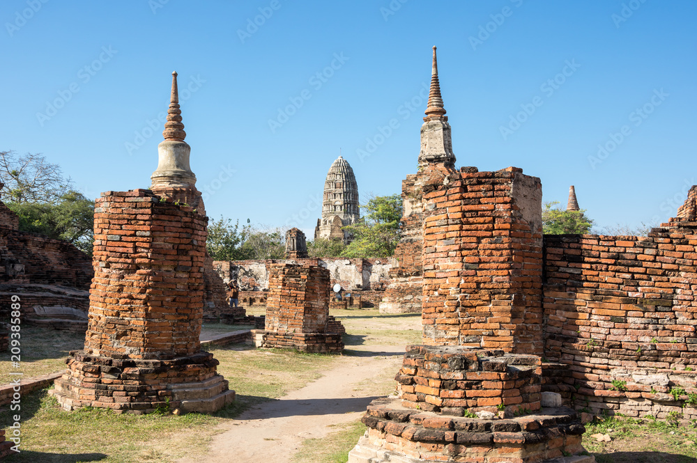 Naklejka premium Ruins of the old city of Ayutthaya, Thailand