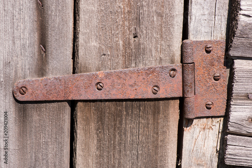 Foto Hinges on the door