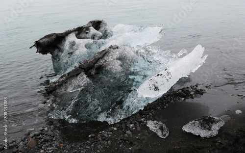 detail of icebreaker