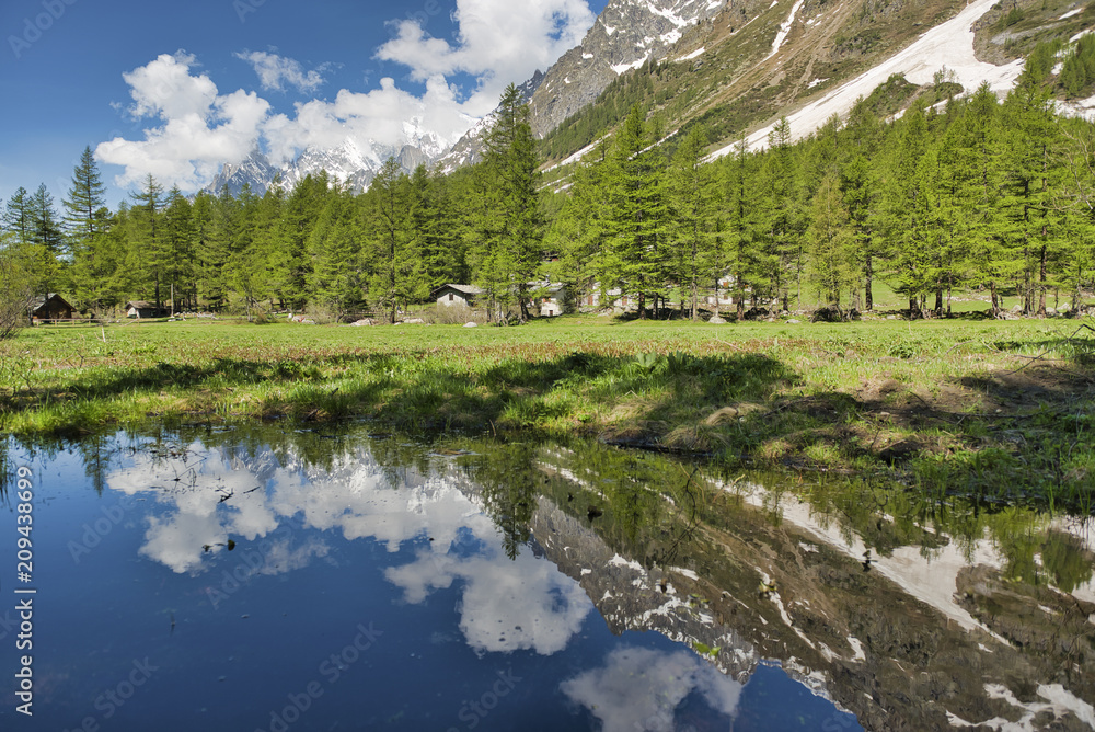 Little lake in Ferret valley
