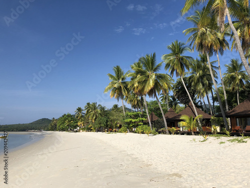 Beach at Koh Mook © TravelTelly