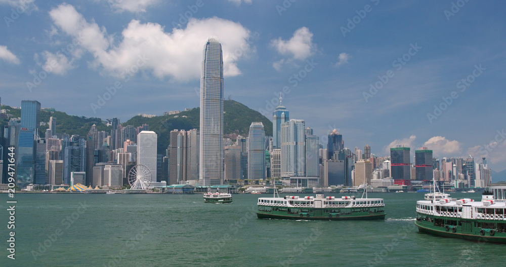 Fototapeta premium Hong Kong urban city skyline in sunny day