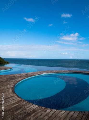 Infinity pool with sea view