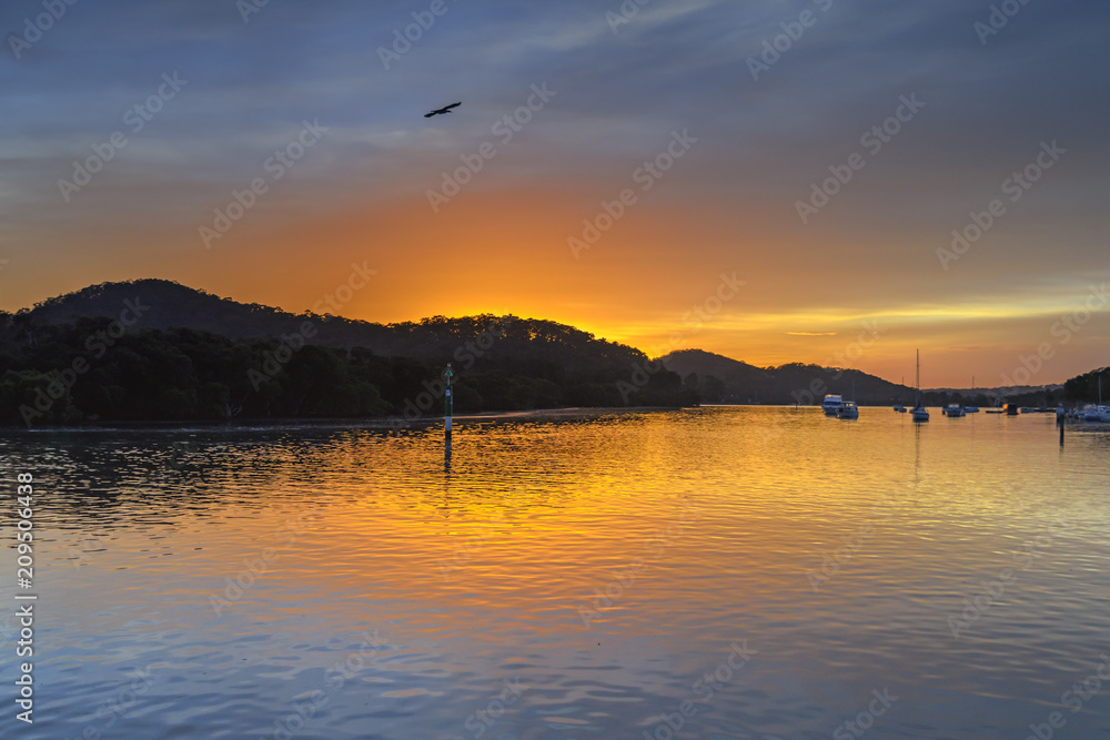 Fototapeta premium Sunrise Waterscape on the Bay