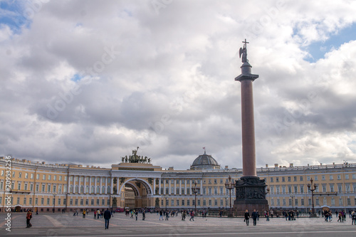 Petersburg, Russland, Generalstabsgebäude mit Alexandersäule © Ernst August