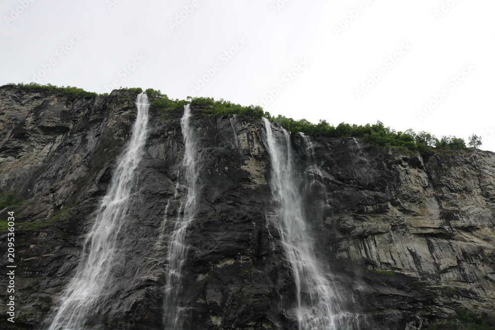 Obraz premium Norway fjord seven sisters
