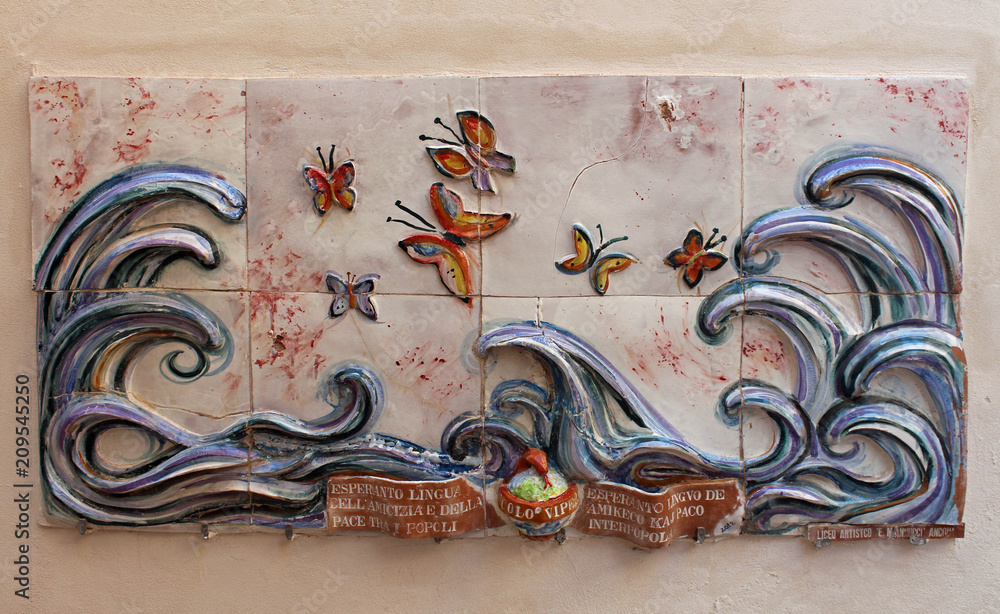 Sicile, Mazara del Vallo, décoration de rue en céramique