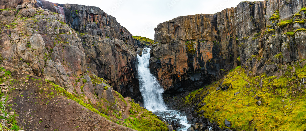 Obraz premium Wonderful and high waterfall Fardagafoss near Egilsstadir on Eastern Iceland