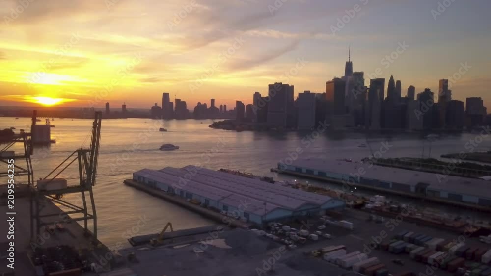 Manhattan sunset flying clockwise around Bkln waterfront Manhattan sunset flying clockwise around Bkln waterfront