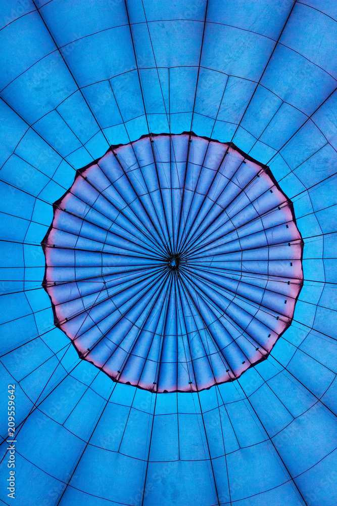 Naklejka premium inside the balloon