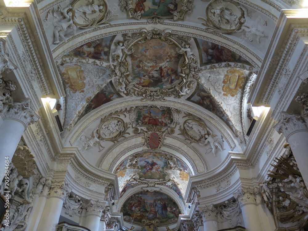 chiesa affreschi