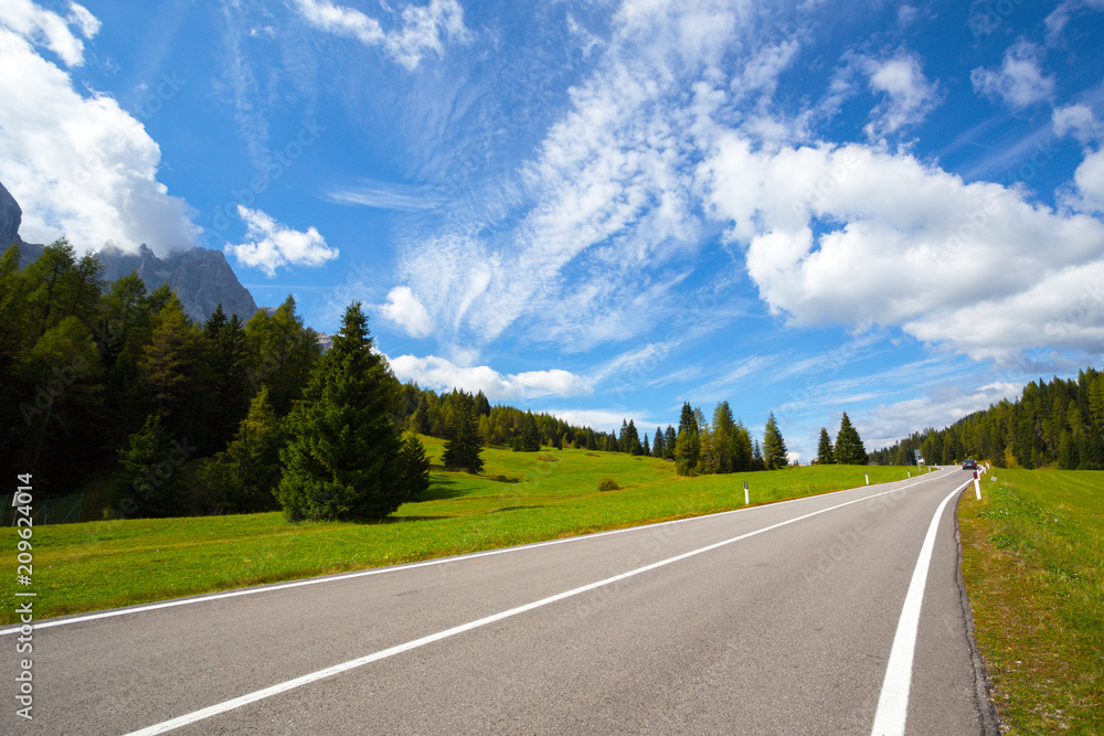 Fototapeta premium Mountain road at the Italy
