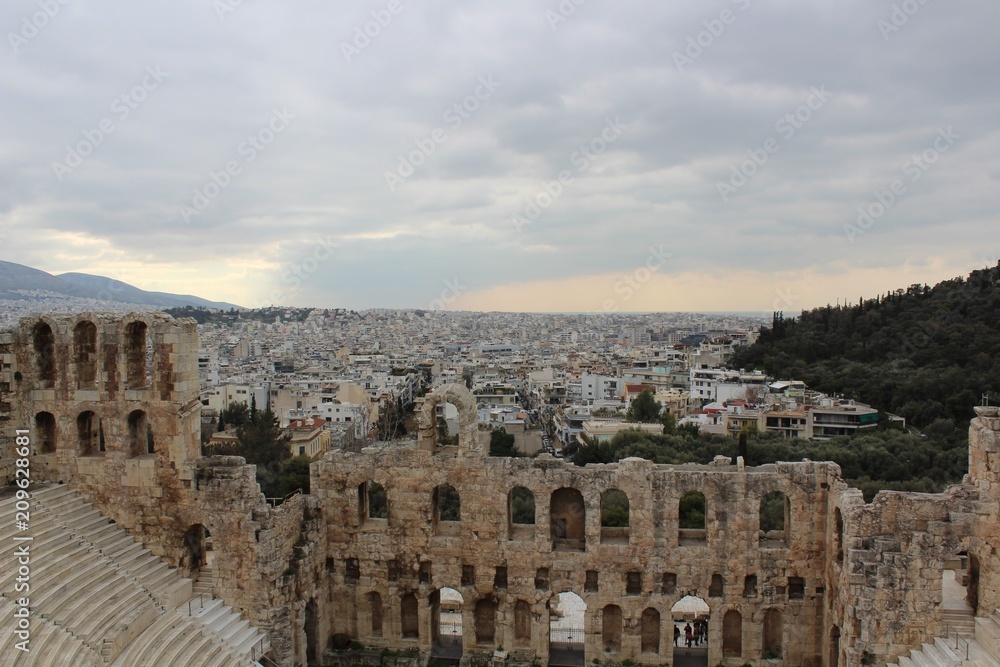 Teatro griego, vista de la ciudad de Atenas 
