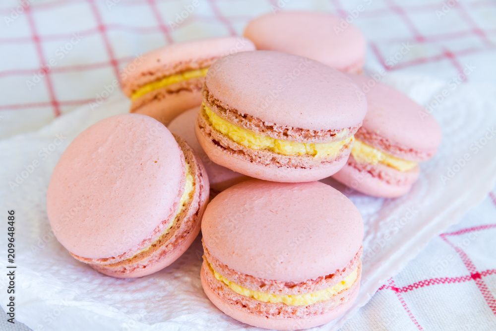 macarons a sweet and delicious taste macarons a sweet and delicious taste
