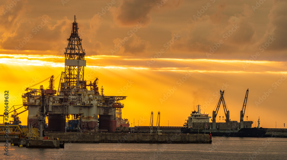 drilling platform on the roadstead in the port drilling platform on the roadstead in the port