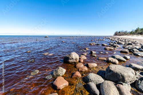 Fototapeta Naklejka Na Ścianę i Meble -  rocky beach in the baltic sea