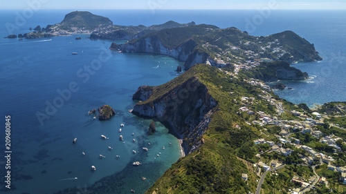 Fotografía Aerial view of Ponza, island of the Italian Pontine Islands archipelago in the Tyrrhenian Sea, Italy