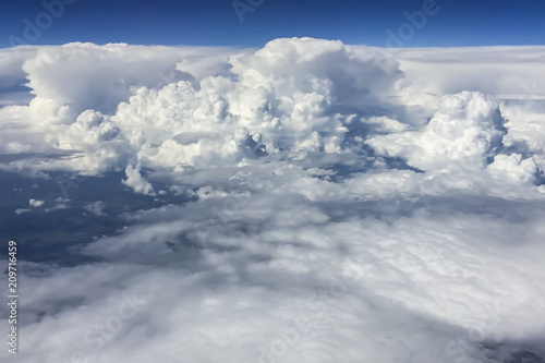 Wolkenmeer in 10.000 Metern Höhe