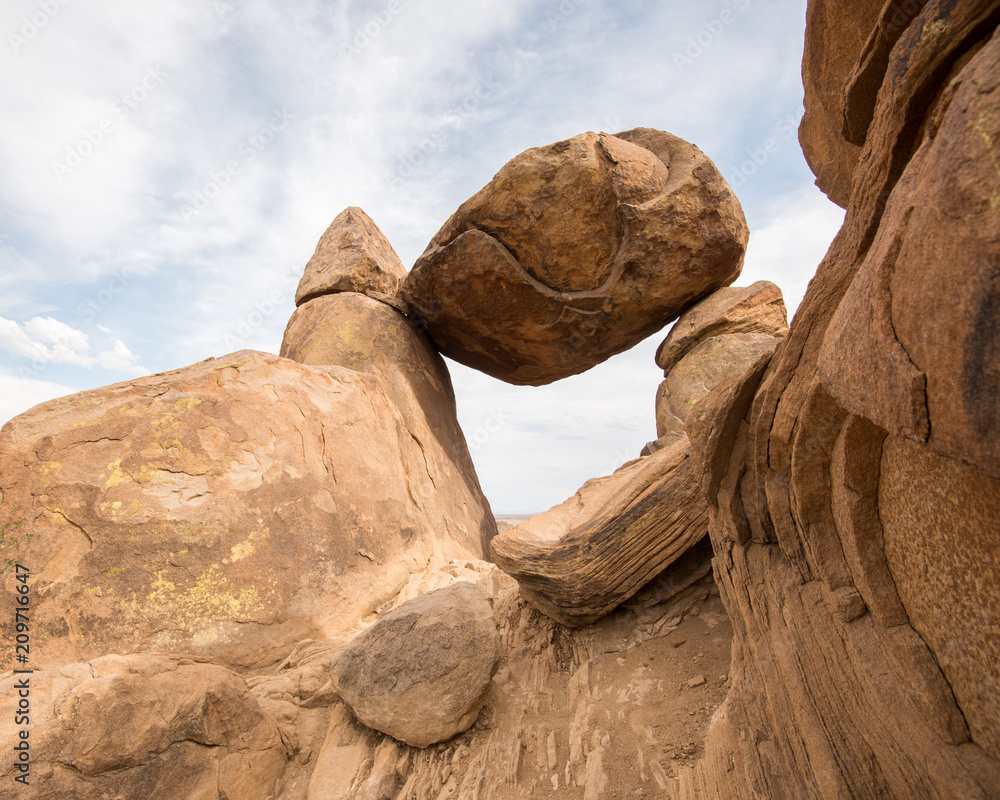Balanced Rock, Big Bend National Park, Texas Balanced Rock, Big Bend National Park, Texas
