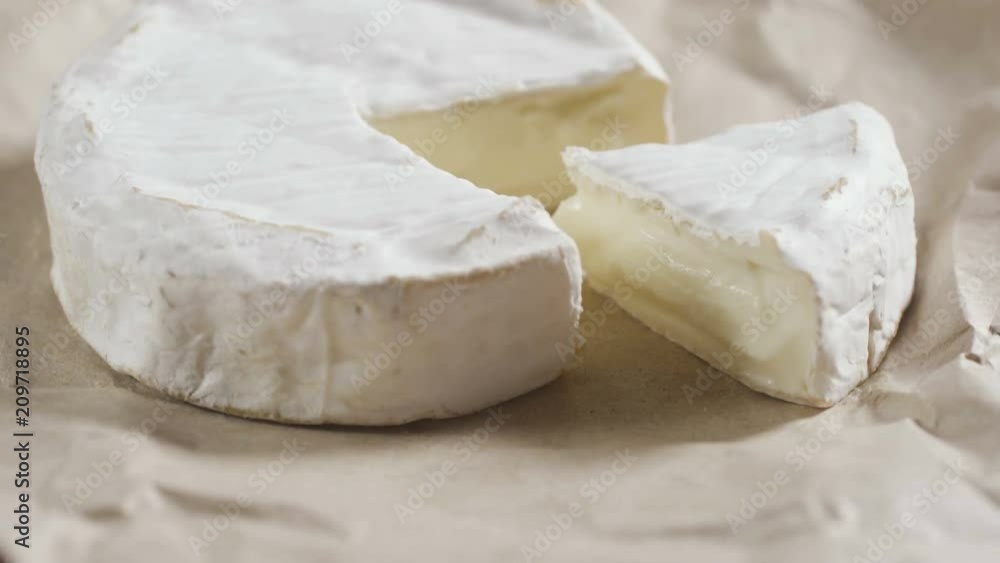 4k Traditional Cheese Platter Camembert