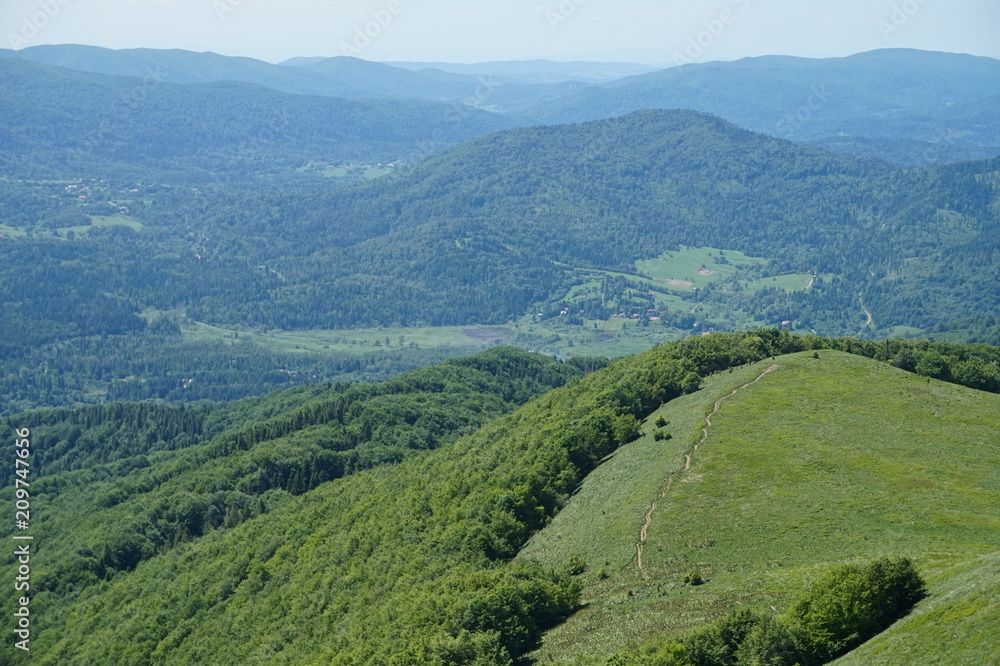 Obraz premium Bieszczady Mountains in Poland