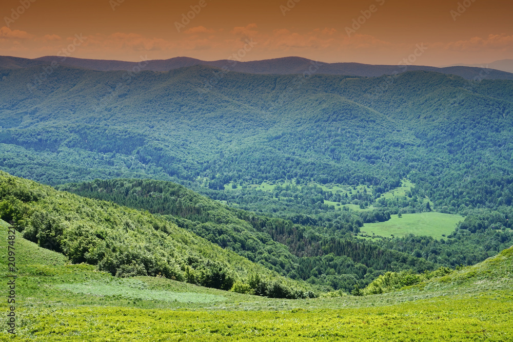 Obraz premium Bieszczady Mountains in Poland