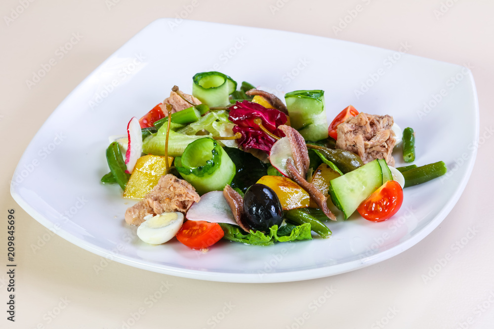 Tuna salad with vegetables Tuna salad with vegetables