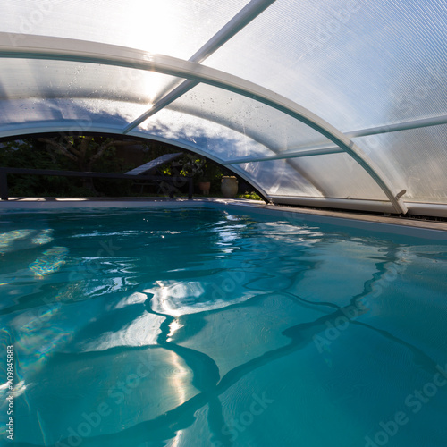 abri de piscine © catalyseur7