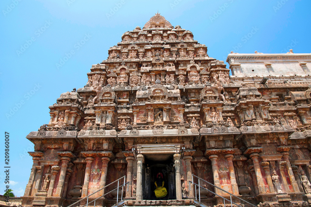 Gopura and Southern niches of shrine wall, Airavatesvara Temple, Darasuram, Tamil Nadu. View from South.