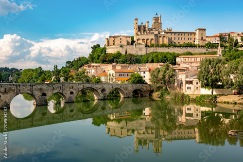 Béziers, city in southern France photo
