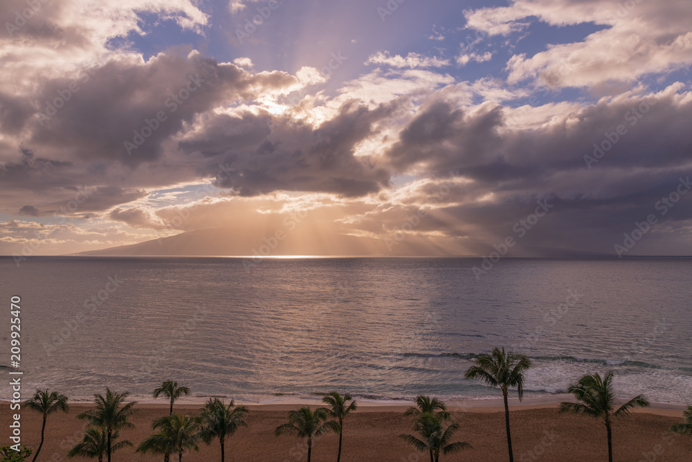 Fototapeta premium Sunset on Kaanapali Beach Maui