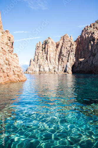 les eaux turquoise de Corse