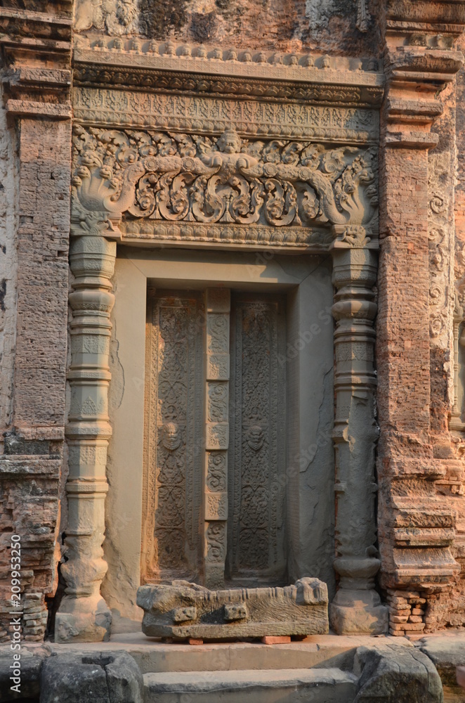 ancient asia angkor cambodia temple stone