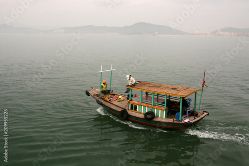 Halong Bay (UNESCO), Vietnam