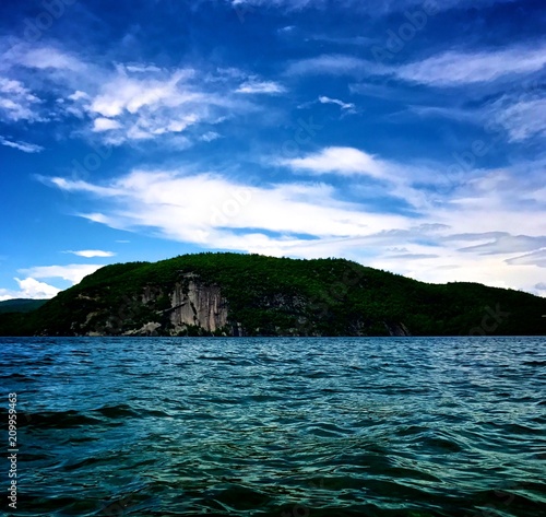 Quadro su tela rogers rock and lake