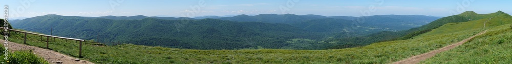 Obraz premium Bieszczady mountains, Poloniny mountains - panorama