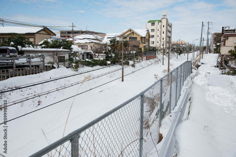 Fototapeta premium 大雪の記録 京成千葉線