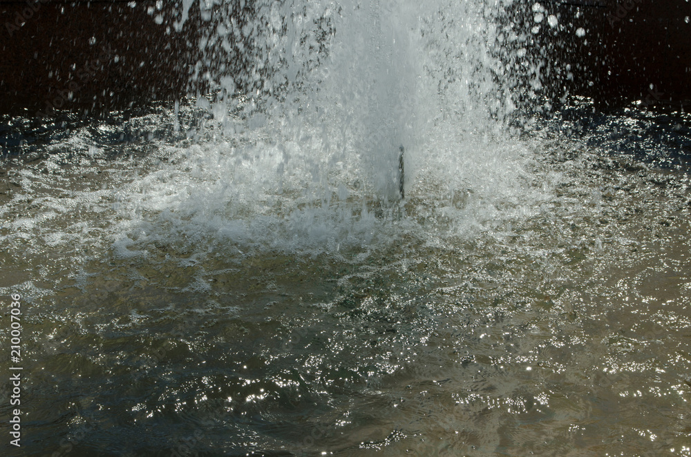 the fountain runs in the park, on the fountain square the fountain runs in the park, on the fountain square