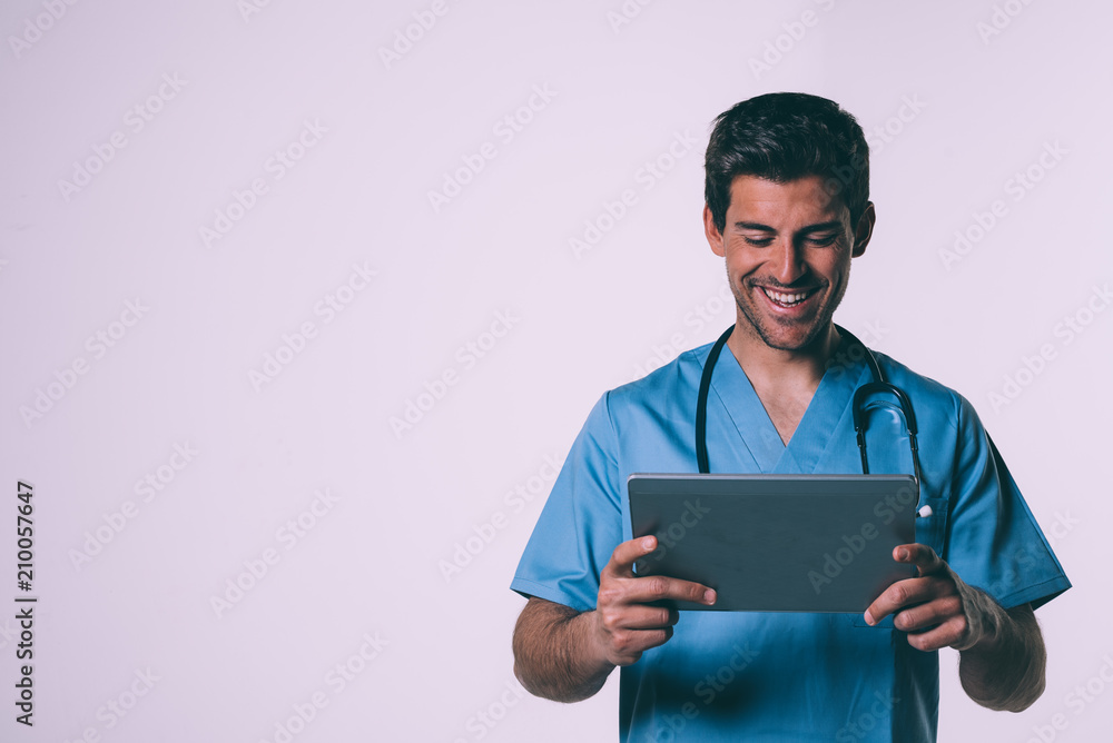 vet with a tablet