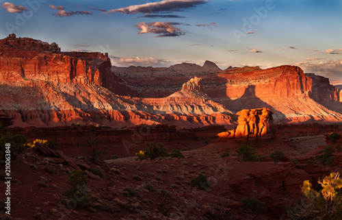 Slika na platnu Glorious sunset on the rock formations of Capitol Reef National Park in Utah , USA