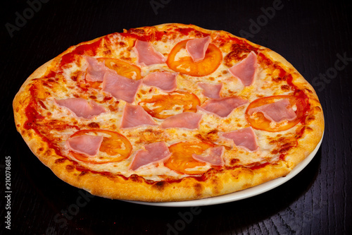Delicious Prosciutto pizza