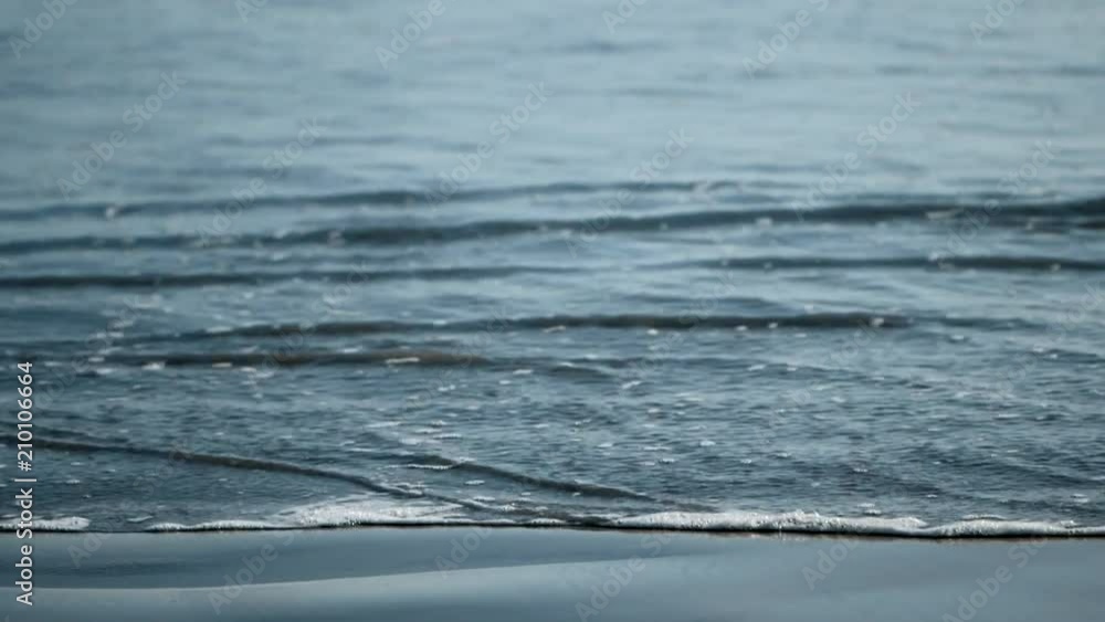 Waves on the shore (normal speed) Waves on the shore (normal speed)