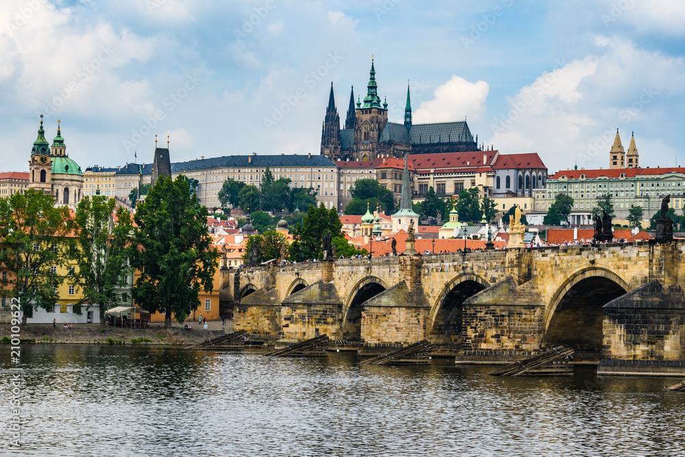 Obraz premium Charles Bridge and Cathedral in Prague, Czech Republic