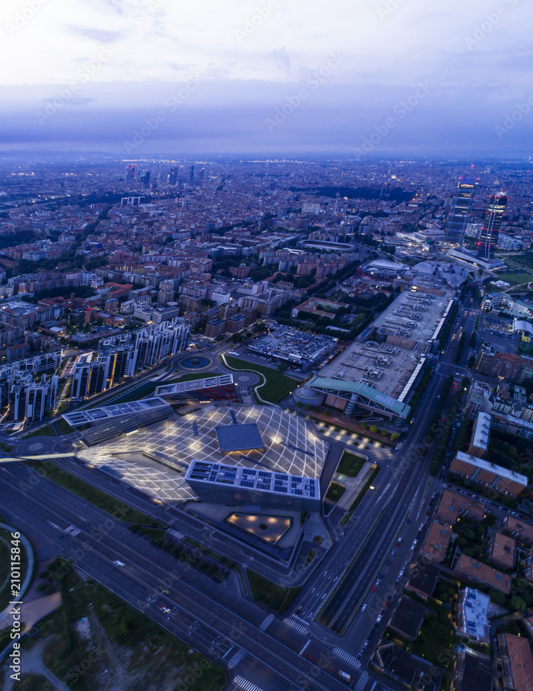Fototapeta premium Milan cityscape, aerial view at dusk