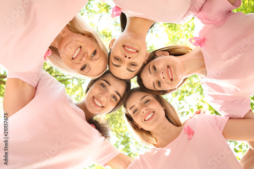 Beautiful women of differen...