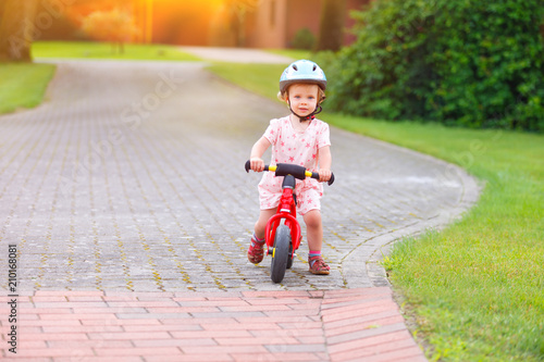 cycling photo