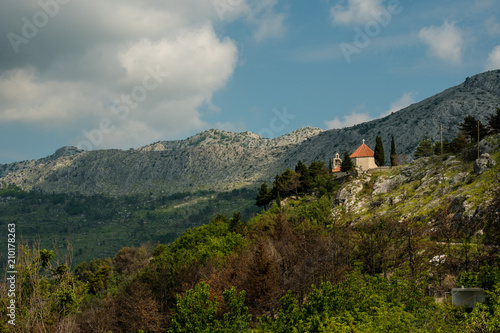 Abgeschiedenes Kloster in der kroatischen Bergen