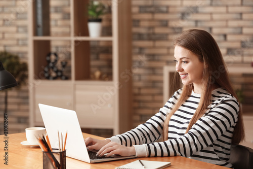 Female freelancer working o...